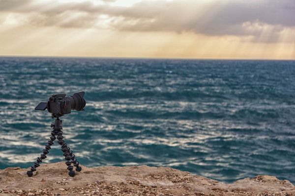 Camera Tripods: A Guide for Choosing the Right One for You
