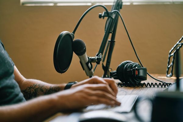 Best Microphone For Podcasts: Top Picks for Crystal Clear Audio Quality